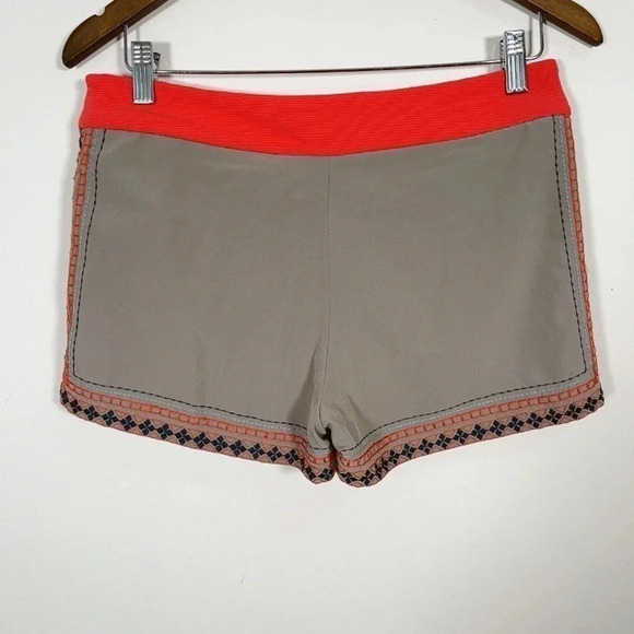 THML | EMBROIDERED  SHORT - Picture 8 of 8